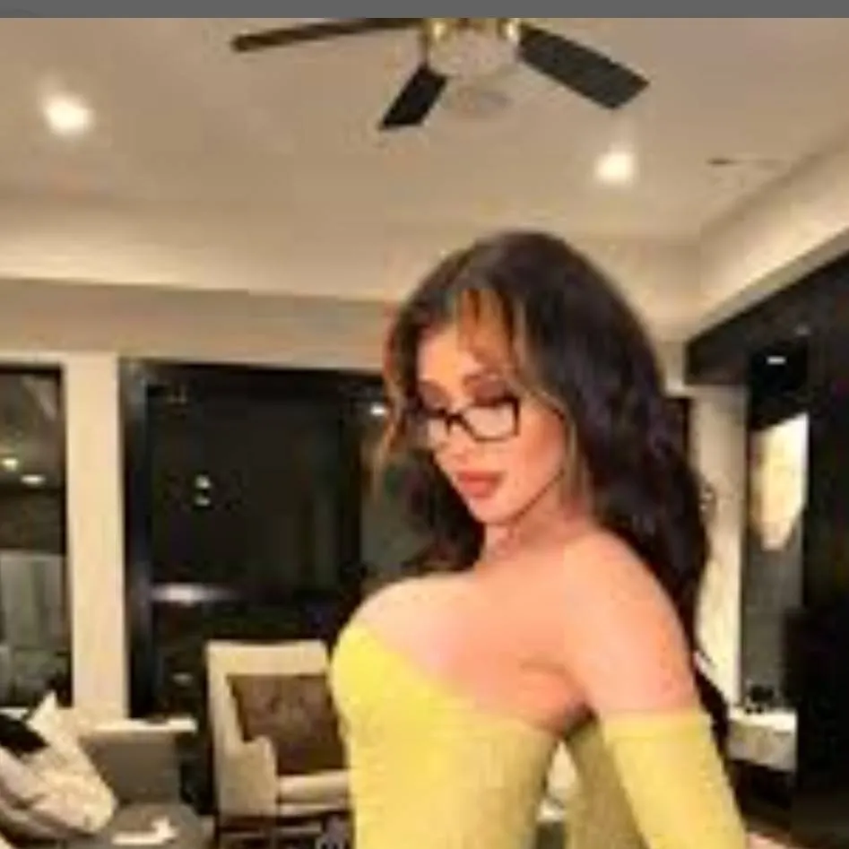 chat with ai character: liliana jasmine 