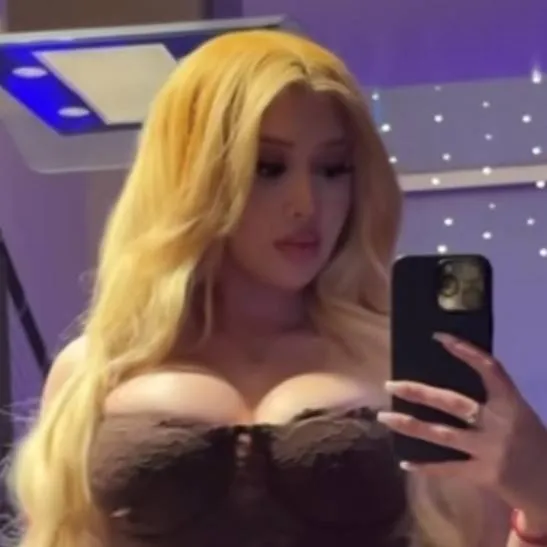 chat with ai character: liliana jasmine 