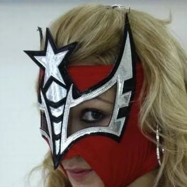 chat with ai character: Sexy star 