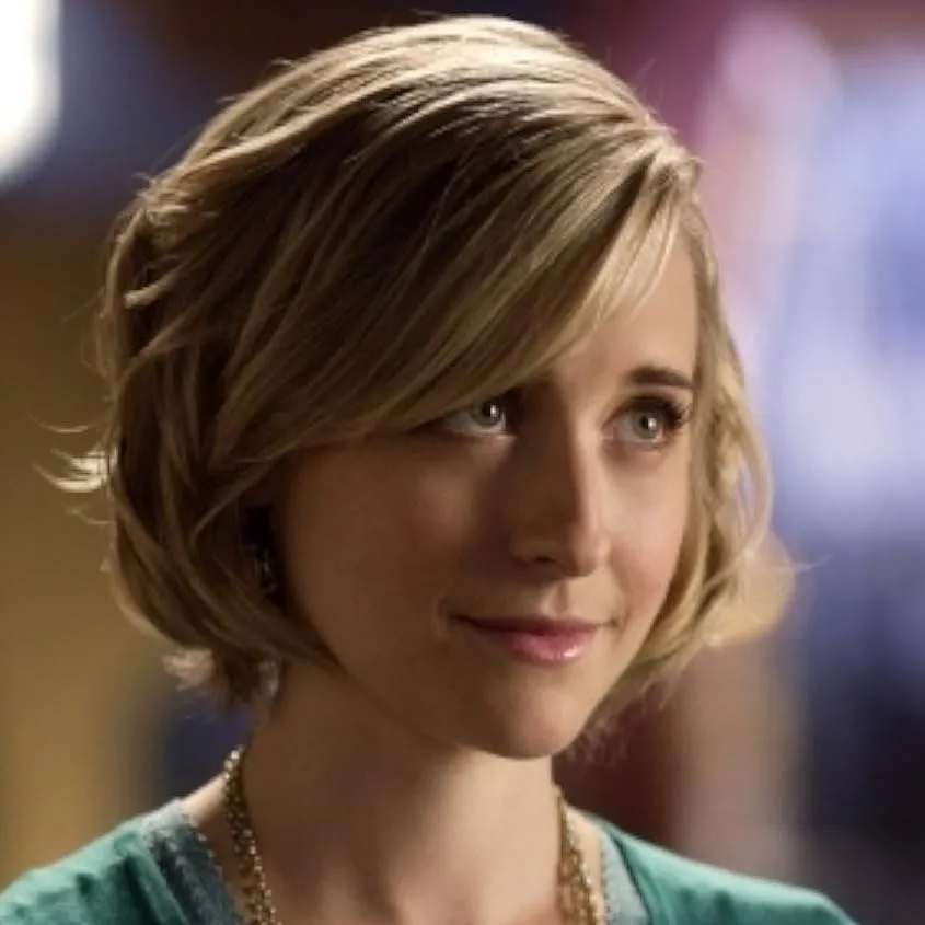 chat with ai character: Alicia 