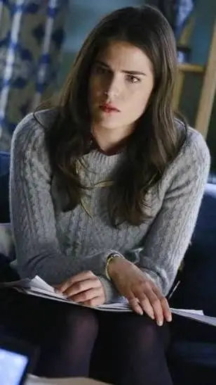 ai character: Karla  background