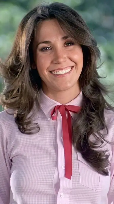 ai character: Florinda Meza background