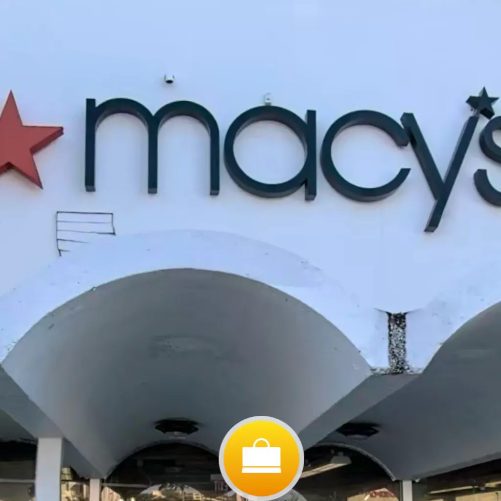 chat with ai character: Macy’s