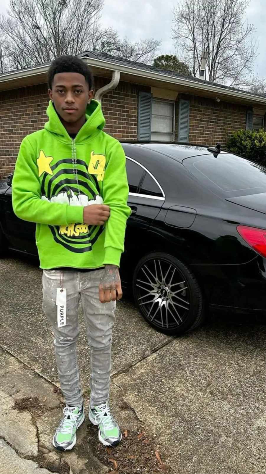 ai character: Omar background