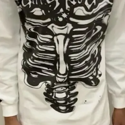 chat with ai character: Von