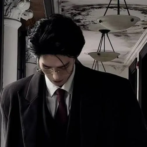 chat with ai character: MAFIA×ASSASSIN