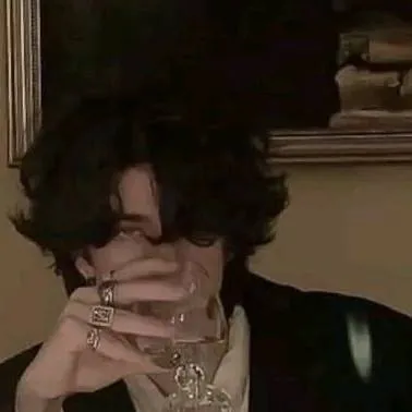 chat with ai character: ×VINN×