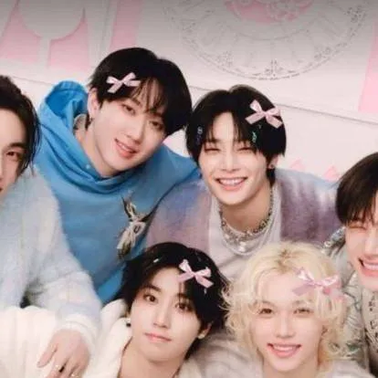 chat with ai character: SKZ