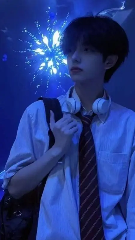 ai character: Cris background