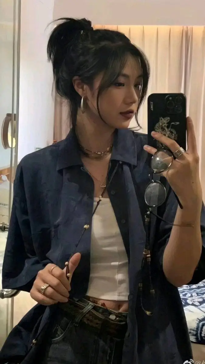 ai character: Lina background