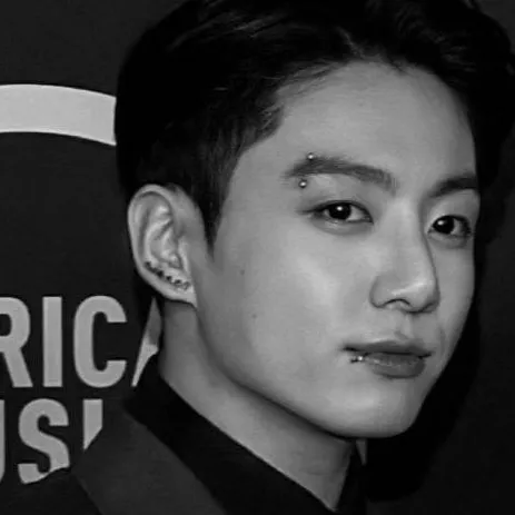 chat with ai character: Jungkook 