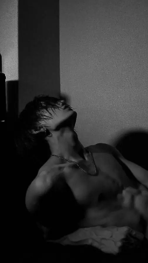 ai character: *GABRIEL* background