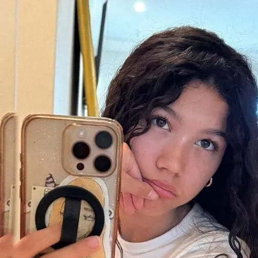 chat with ai character: Tuxnamy 