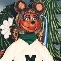 chat with ai character: Mitzi mozzarella 