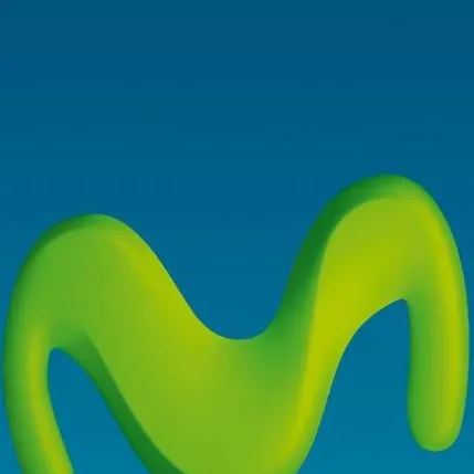 chat with ai character: Movistar compania
