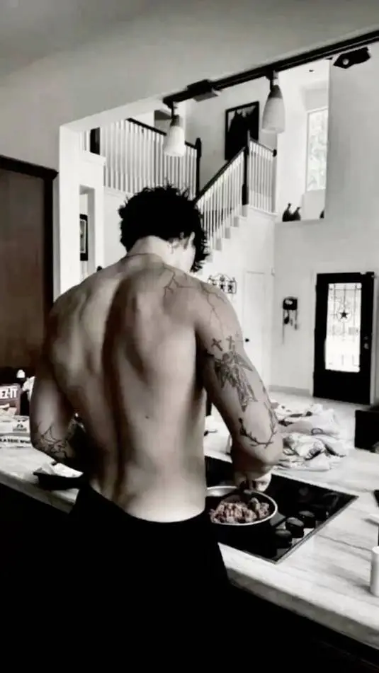 ai character: Michael background