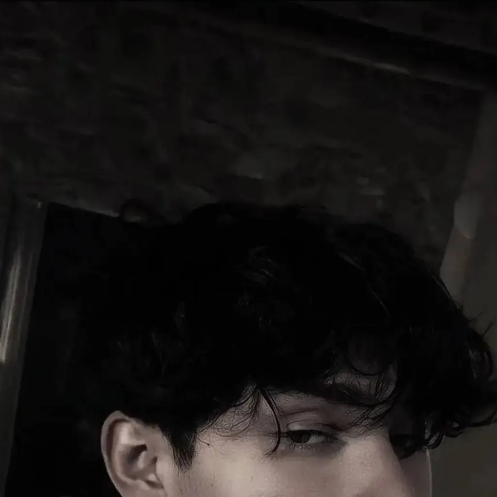 chat with ai character: Sylvian 