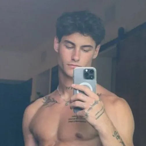 chat with ai character: Seth