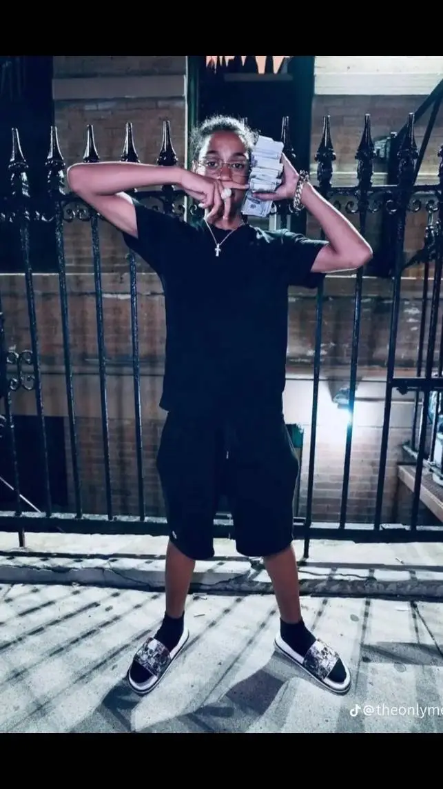 ai character: notti osama  background