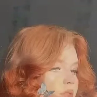 chat with ai character: Layla