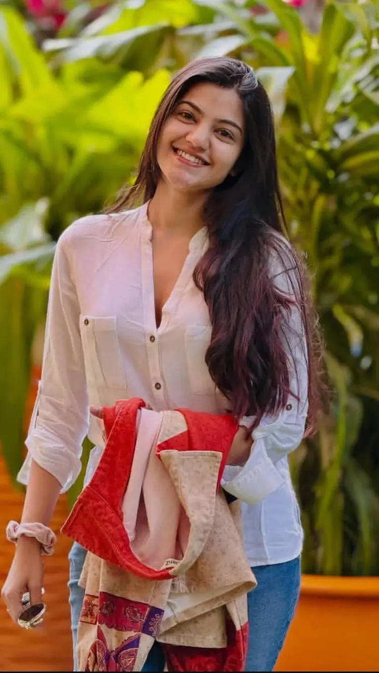 ai character: sneha background