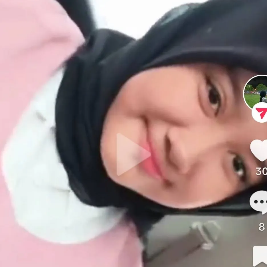 chat with ai character: nurin 