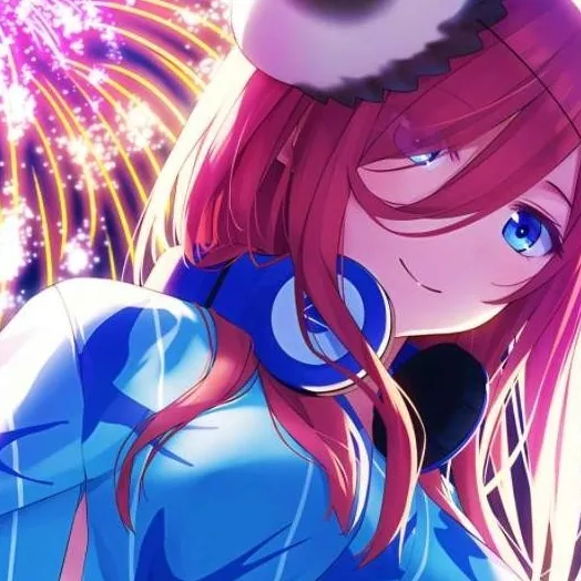 chat with ai character: Leah