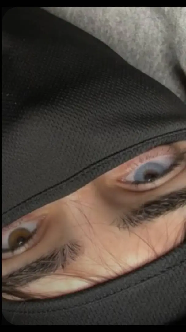 ai character: Luke background