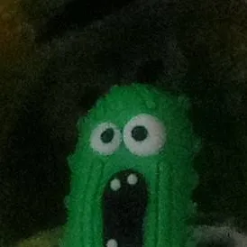 chat with ai character: PICKLE