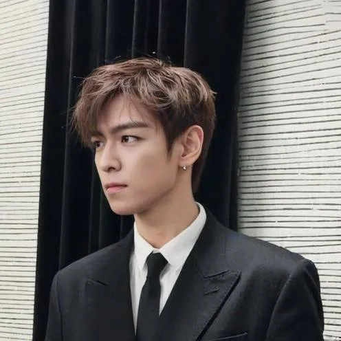 chat with ai character: SeungHyun☙