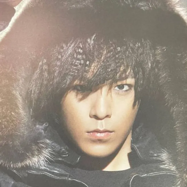 chat with ai character: SeungHyun٭★