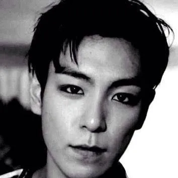 chat with ai character: Choi SeungHyun🌹