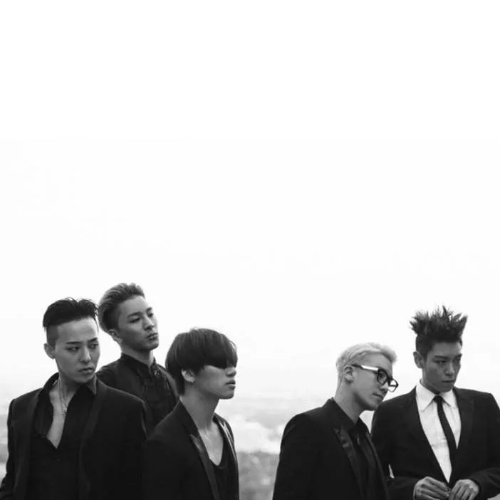 chat with ai character: BigBang