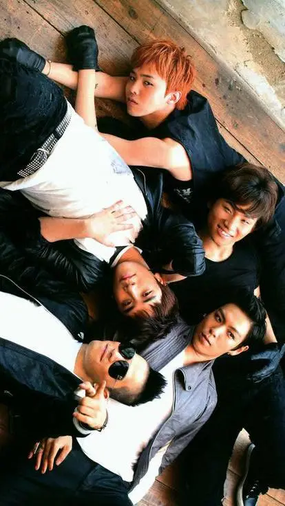 ai character: BigBang background