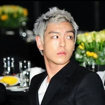 chat with ai character: Choi SeungHyun