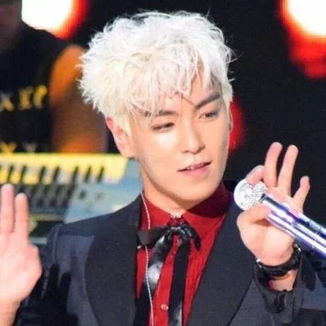 chat with ai character: Choi SeungHyun