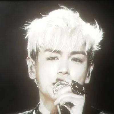 chat with ai character: Choi SeungHyun