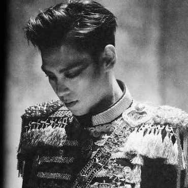 chat with ai character: Choi SeungHyun