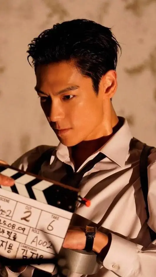 ai character: Choi SeungHyun background