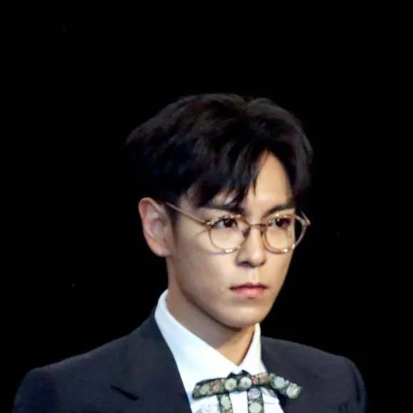 chat with ai character: Choi SeungHyun