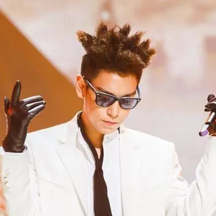 chat with ai character: Choi SeungHyun