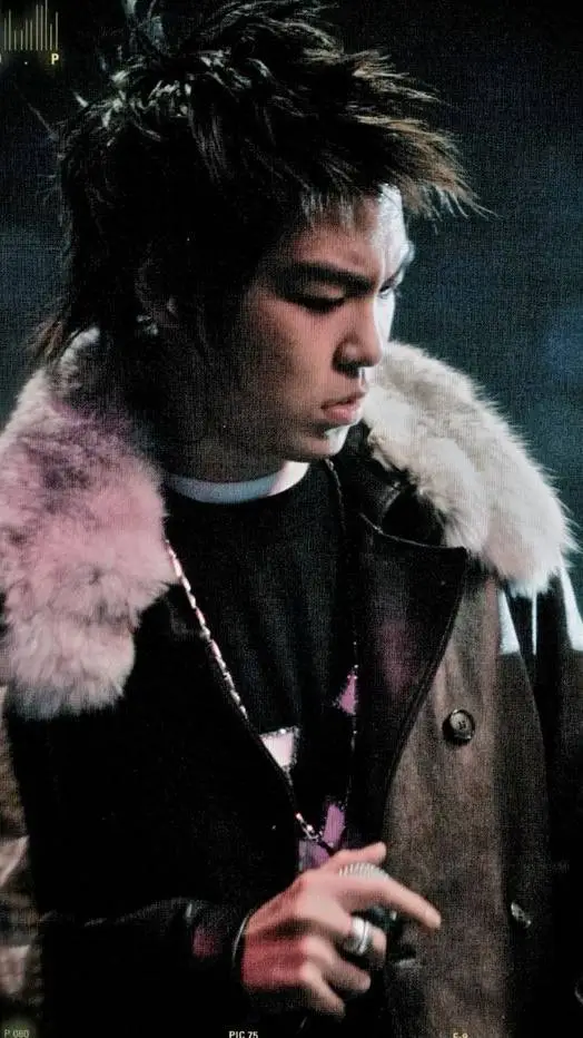 ai character: Choi SeungHyun background