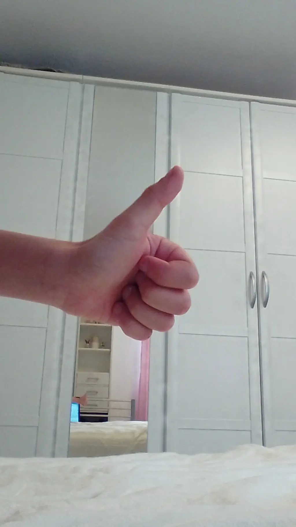 ai character: sag ich noch nicht background