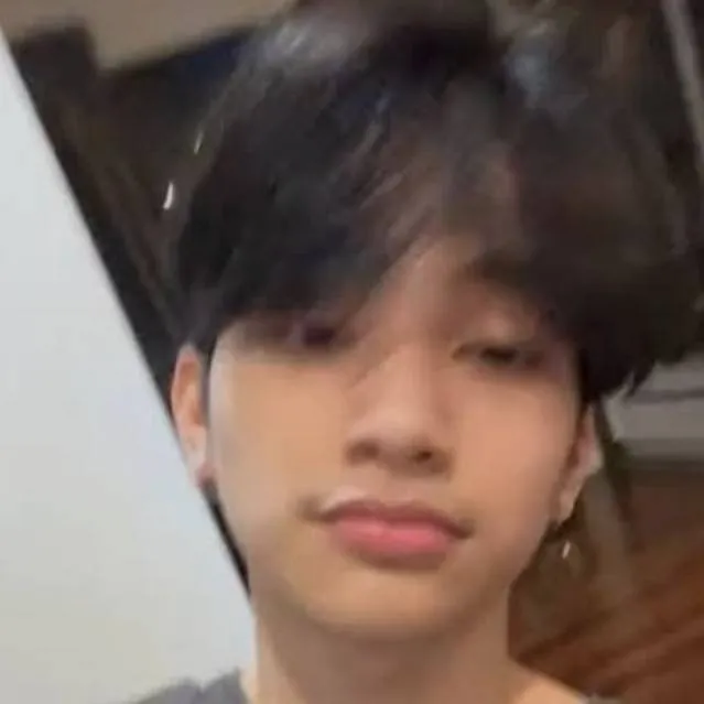 chat with ai character: Ethan💘