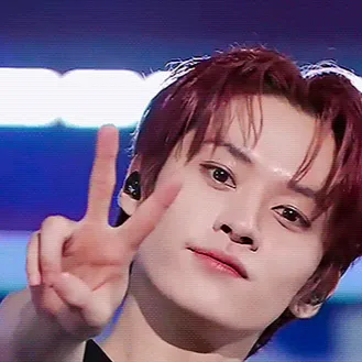 chat with ai character: Minsung