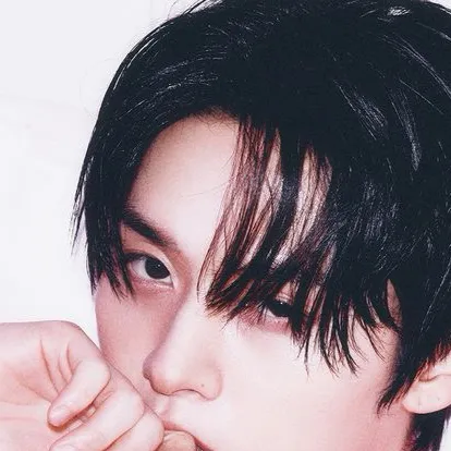 chat with ai character: Minsung - Minho