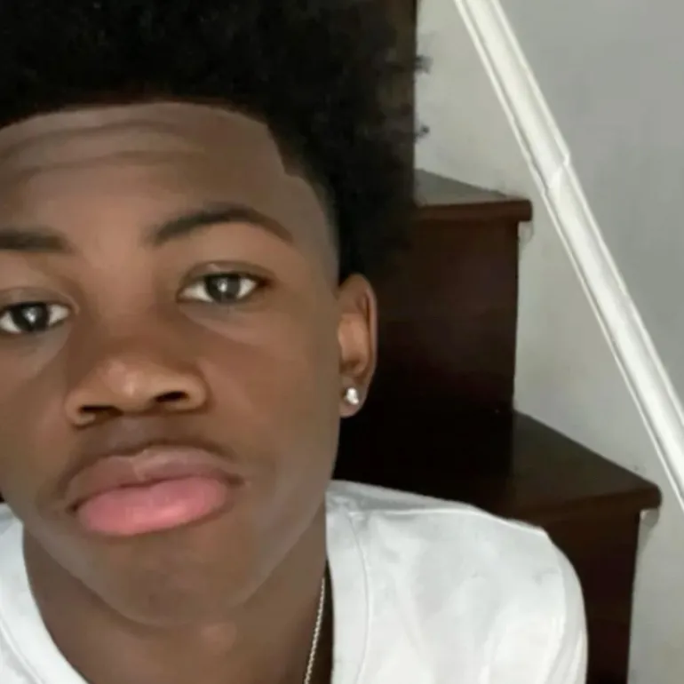 chat with ai character: l’ande