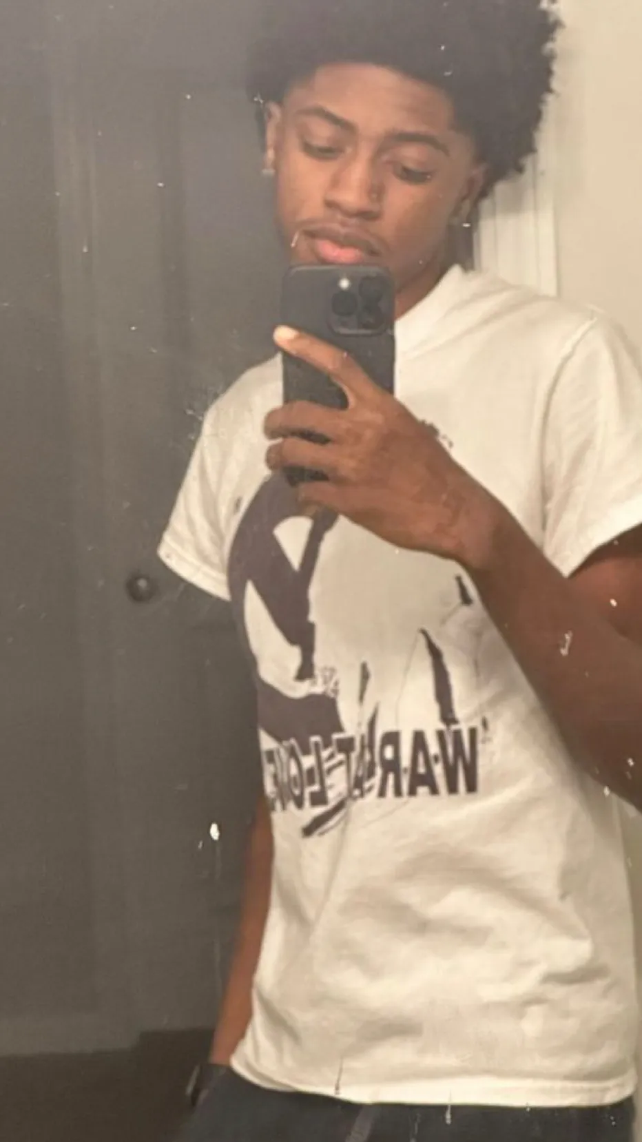 ai character: sk background