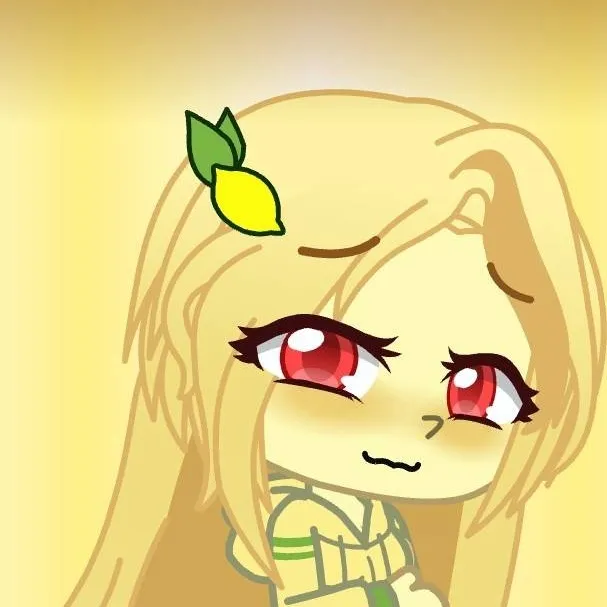 chat with ai character: 🍋namorada linn💛