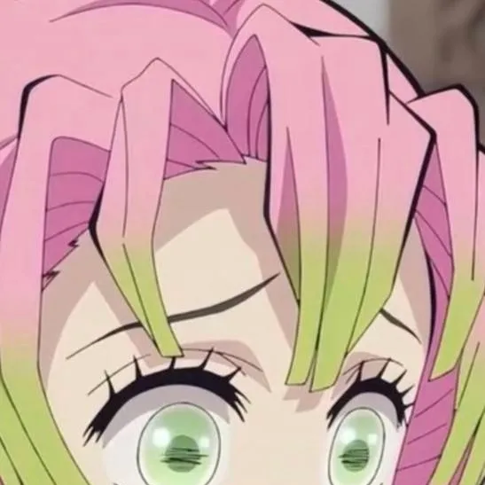 chat with ai character: 💚 𝕄𝕚𝕥𝕤𝕦𝕣𝕚 💘🌷